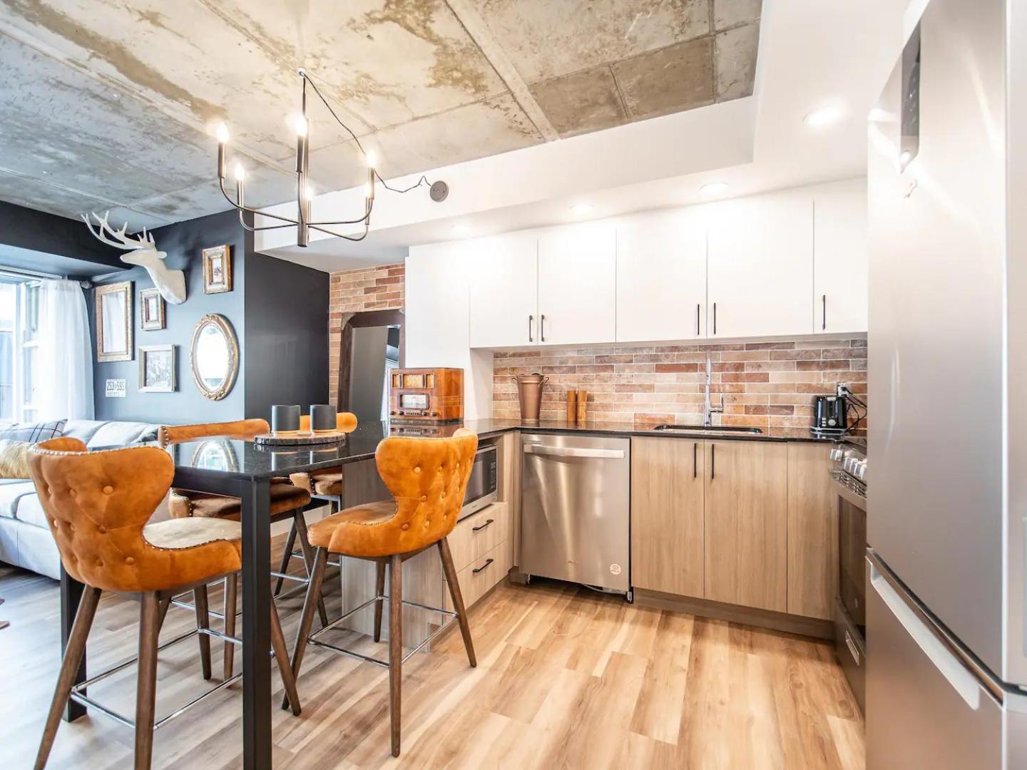 Quebec, Rustique Chic En Ville, Piscine Sur Le Toit Pour 2 A 6 Invites Экстерьер фото